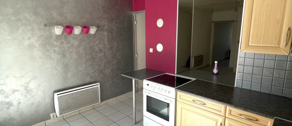 House 4 rooms of 81 m² in Hénin-Beaumont (62110)