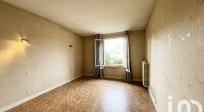 Maison 4 pièces de 90 m² à Perroy (58220)