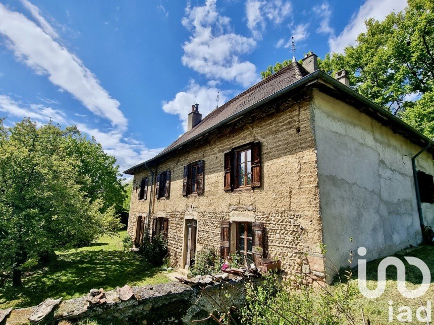 Maison 10 pièces de 280 m² à Saint-Hilaire-de-la-Côte (38260)