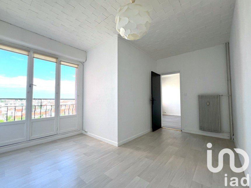 Appartement 2 pièces de 49 m² à Dijon (21000)