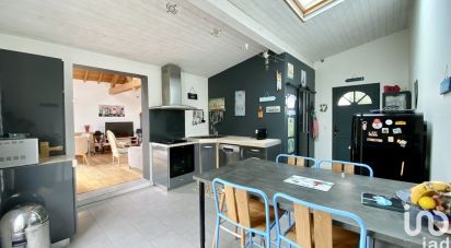 Maison 6 pièces de 126 m² à Magny-les-Hameaux (78114)