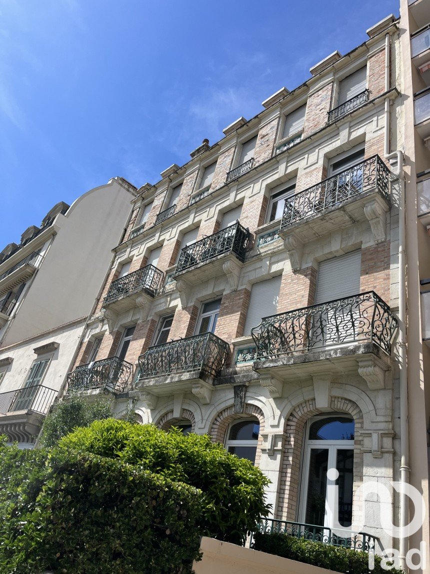 Apartment 2 rooms of 47 m² in Biarritz (64200)