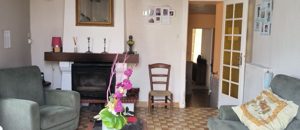 Maison de village 6 pièces de 127 m² à Coulonges-sur-l'Autize (79160)