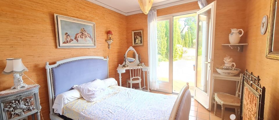 Traditional house 6 rooms of 130 m² in Sanary-sur-Mer (83110)