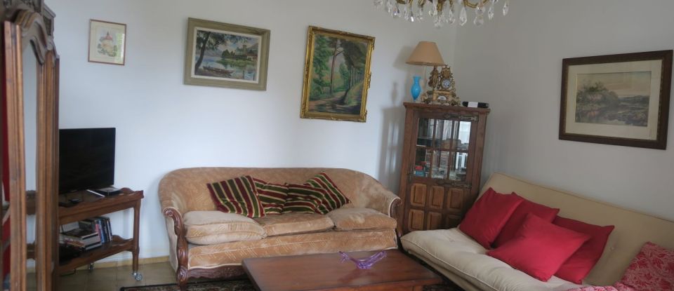 House 10 rooms of 180 m² in La Roche-Posay (86270)