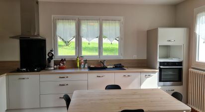 Maison 4 pièces de 88 m² à Saint-Saturnin (72650)