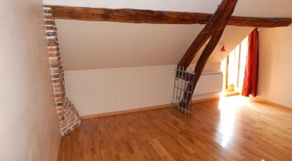 House 6 rooms of 155 m² in Nouan-le-Fuzelier (41600)