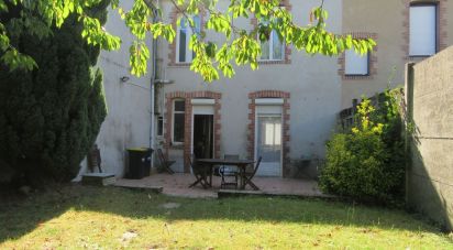 Maison 5 pièces de 94 m² à Bressuire (79300)