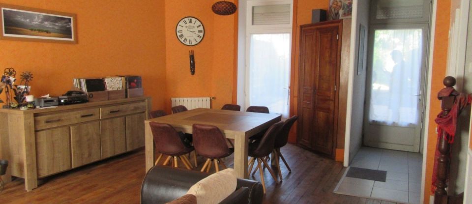 Maison 5 pièces de 94 m² à Bressuire (79300)