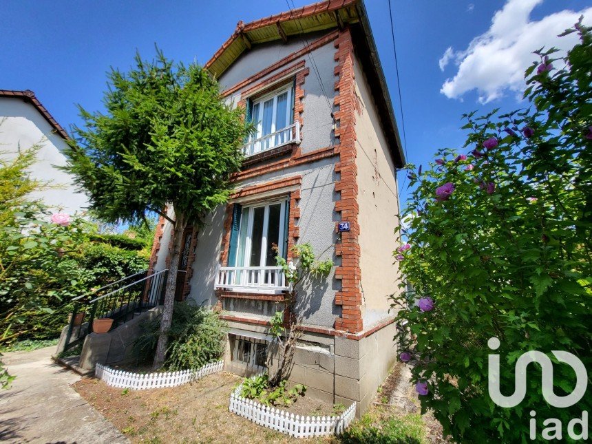 Traditional house 3 rooms of 63 m² in Argenteuil (95100)