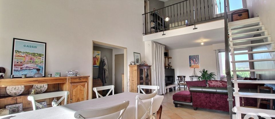 Apartment 5 rooms of 119 m² in Le Beausset (83330)