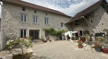 Maison 5 pièces de 250 m² à Morestel (38510)