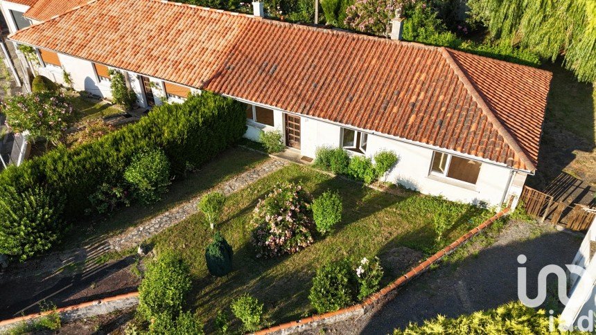 Maison traditionnelle 4 pièces de 87 m² à Angoulême (16000)