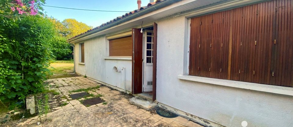 Traditional house 4 rooms of 87 m² in Angoulême (16000)