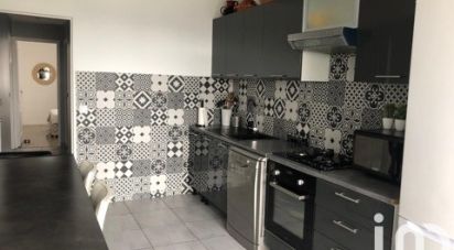 Appartement 4 pièces de 82 m² à Saint-Étienne (42000)