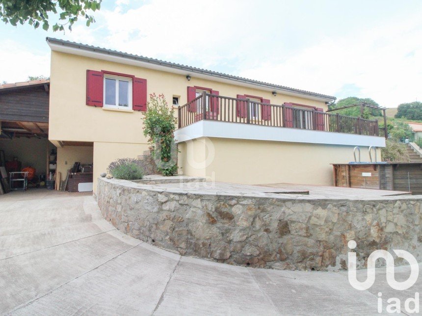 House 4 rooms of 118 m² in Vabres-l'Abbaye (12400)