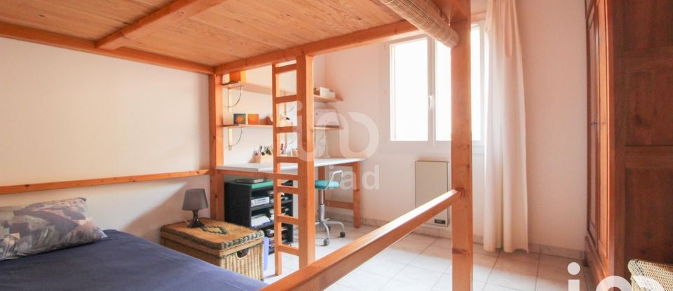 Maison 4 pièces de 118 m² à Vabres-l'Abbaye (12400)