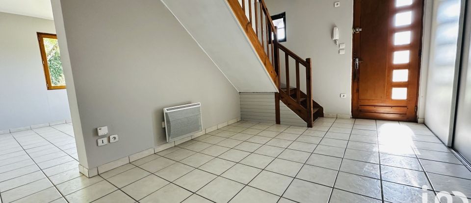 House 5 rooms of 120 m² in Saint-Just-Saint-Rambert (42170)