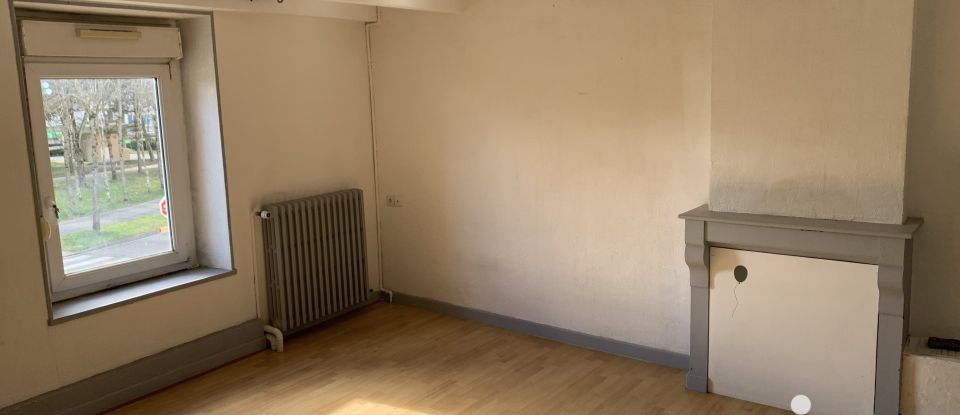 Town house 3 rooms of 105 m² in Bourbonne-les-Bains (52400)