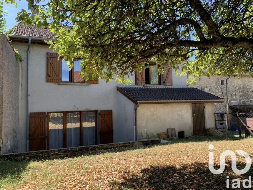 House 5 rooms of 196 m² in Serqueux (52400)