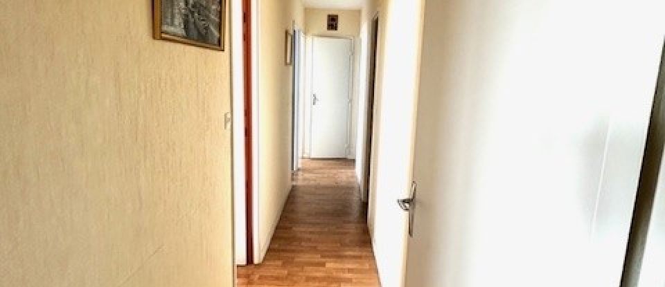 Apartment 4 rooms of 92 m² in Créteil (94000)