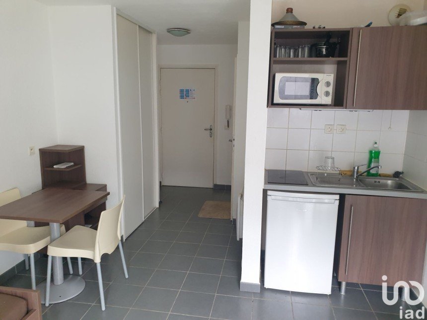 Studio 1 room of 20 m² in Grenoble (38000)