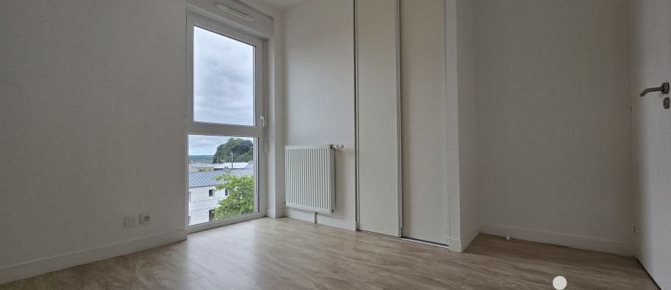 Apartment 3 rooms of 62 m² in Brest (29200)