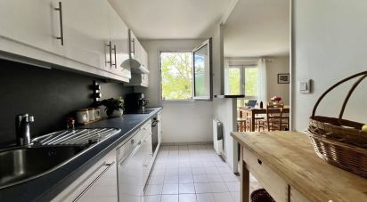 Apartment 3 rooms of 67 m² in Montigny-le-Bretonneux (78180)