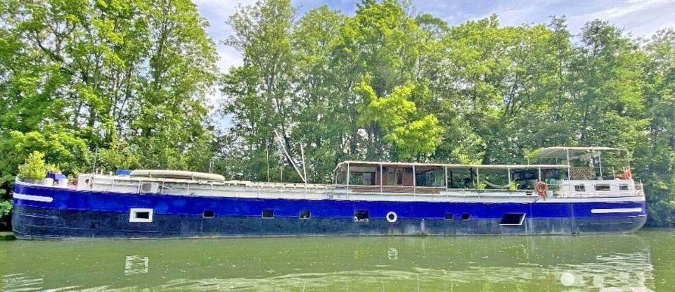 House boat 5 rooms of 175 m² in Étiolles (91450)