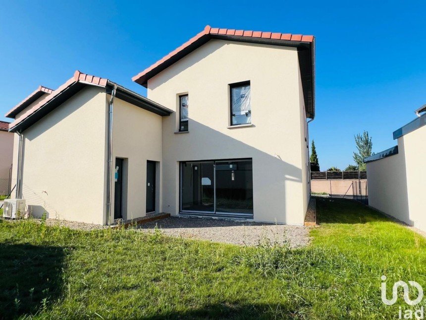 Maison 5 pièces de 121 m² à Soucieu-en-Jarrest (69510)