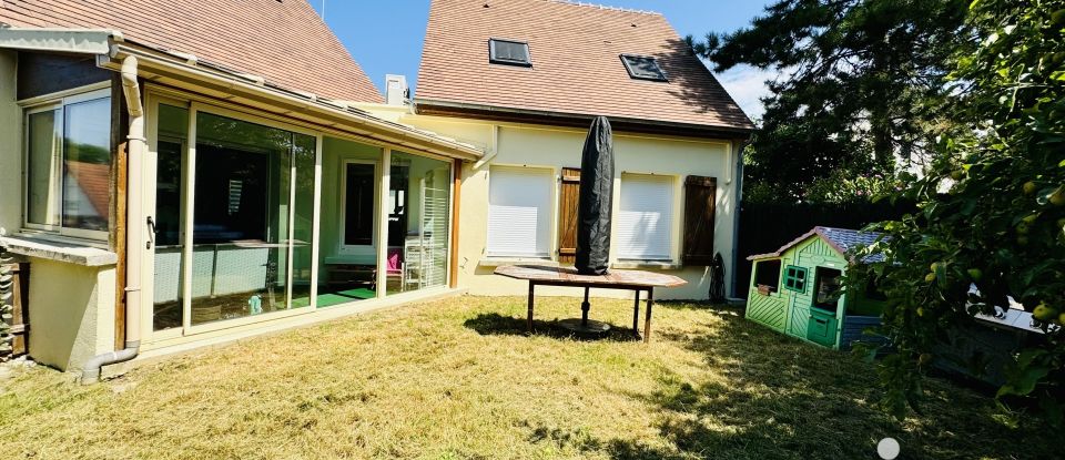 Architect house 8 rooms of 181 m² in Triel-sur-Seine (78510)