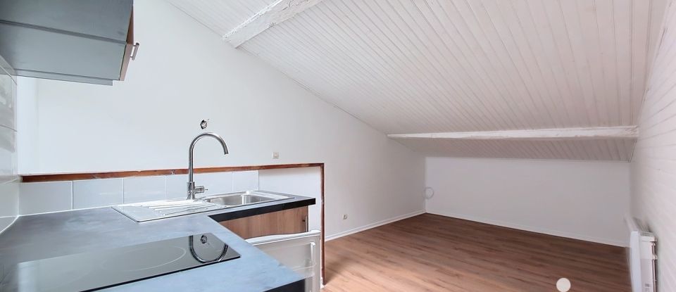 Immeuble de 103 m² à Poitiers (86000)