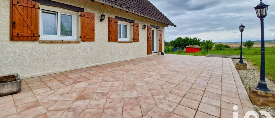 Traditional house 4 rooms of 93 m² in Laroche-Saint-Cydroine (89400)