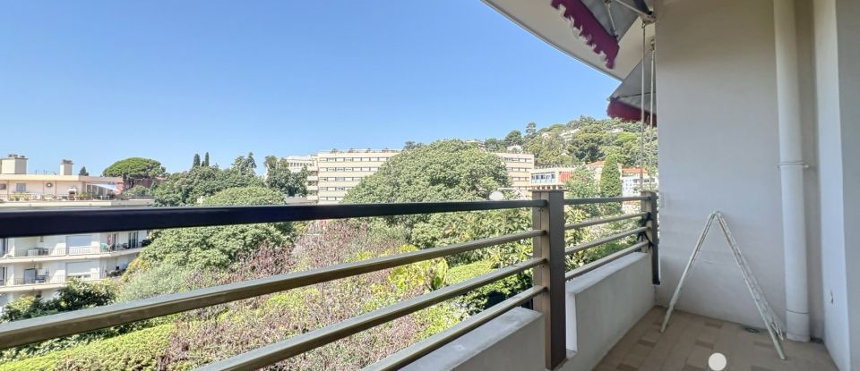 Appartement 3 pièces de 83 m² à Nice (06000)