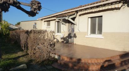 Maison 4 pièces de 114 m² à Beaucaire (30300)