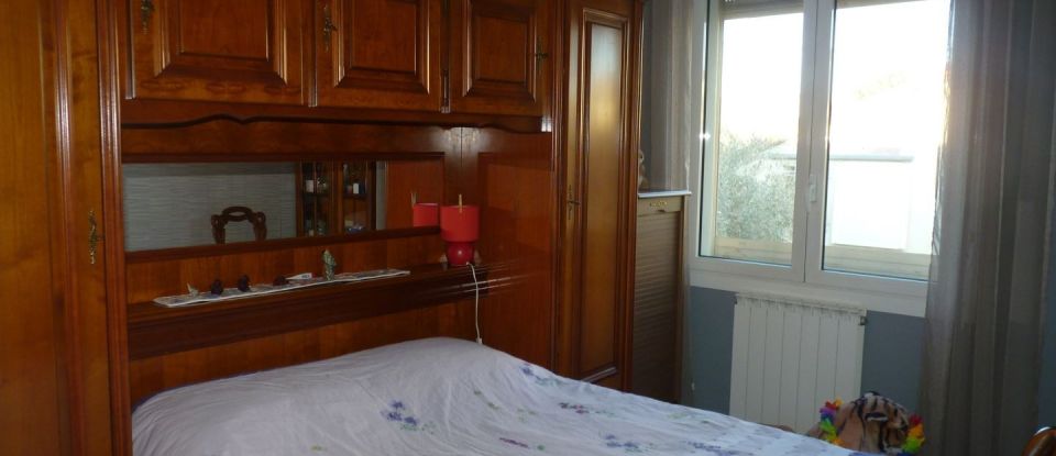 Maison 4 pièces de 114 m² à Beaucaire (30300)