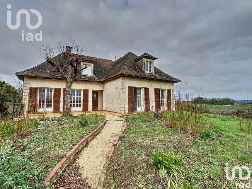 House 7 rooms of 130 m² in Mailly-le-Château (89660)