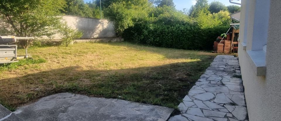 Maison 8 pièces de 115 m² à Pont-du-Casse (47480)