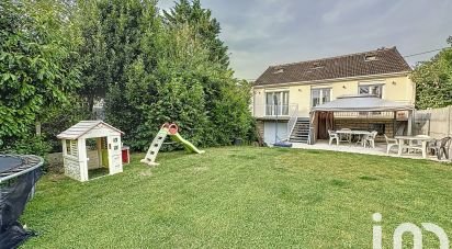 Maison 6 pièces de 120 m² à Villecresnes (94440)