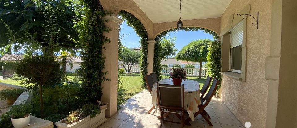 Maison traditionnelle 5 pièces de 138 m² à Mours-Saint-Eusèbe (26540)