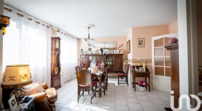 Apartment 4 rooms of 87 m² in Fleury-les-Aubrais (45400)
