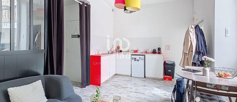 Apartment 2 rooms of 32 m² in La Rochelle (17000)