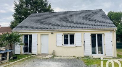 Maison traditionnelle 4 pièces de 79 m² à Ervauville (45320)