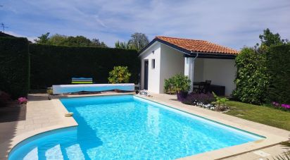 House 5 rooms of 113 m² in Ambarès-et-Lagrave (33440)