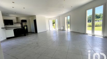 Maison 5 pièces de 128 m² à Berson (33390)