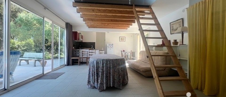 Architect house 8 rooms of 204 m² in Thouars (79100)