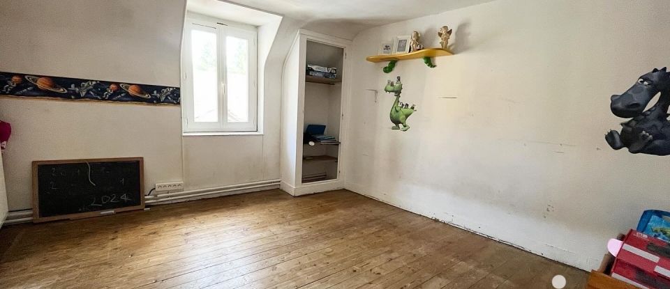 Maison 9 pièces de 223 m² à Vexin-sur-Epte (27630)