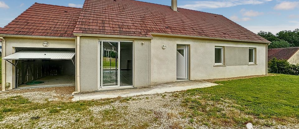 Pavillon 4 pièces de 103 m² à Charbuy (89113)