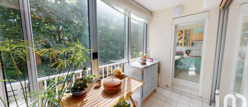 Appartement 4 pièces de 100 m² à Vaux-le-Pénil (77000)