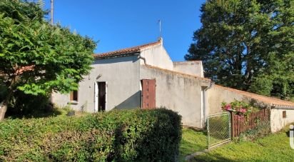 Maison 4 pièces de 60 m² à Amailloux (79350)